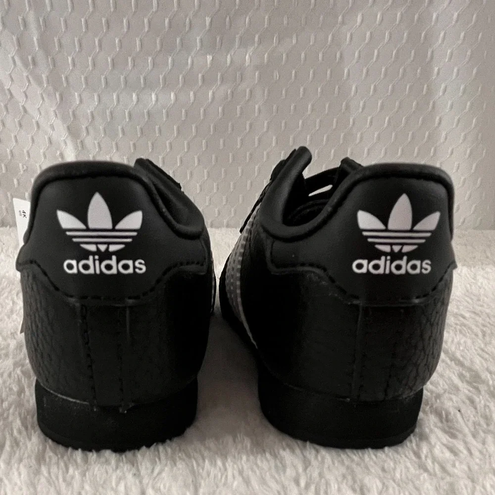 Adidas Samoa I Shoes Size 4K Kids Boys Girls Black And White Youth Unisex JH6779